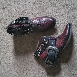 Saloon Ankle Boots - Freebird by Steven